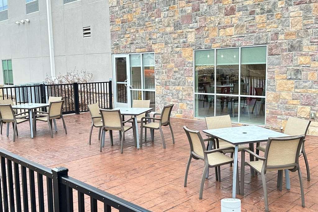 La Quinta Inn & Suites By Wyndham Jackson-Cape Girardeau Udogodnienia zdjęcie