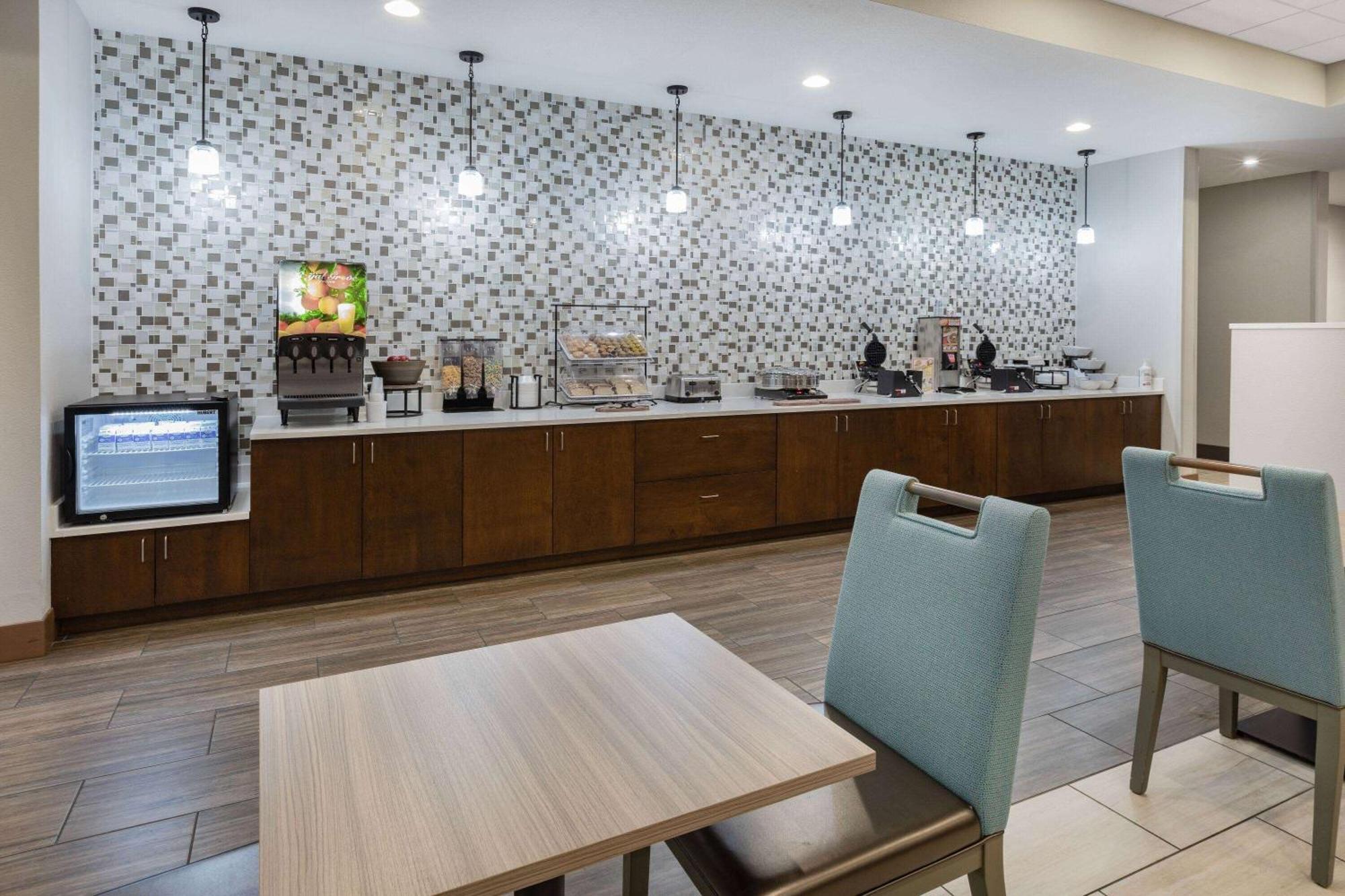 La Quinta Inn & Suites By Wyndham Jackson-Cape Girardeau Zewnętrze zdjęcie
